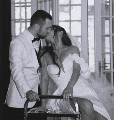 Warum Mieten für die Hochzeit einfach Sinn macht (und euer Budget euch dafür lieben wird)